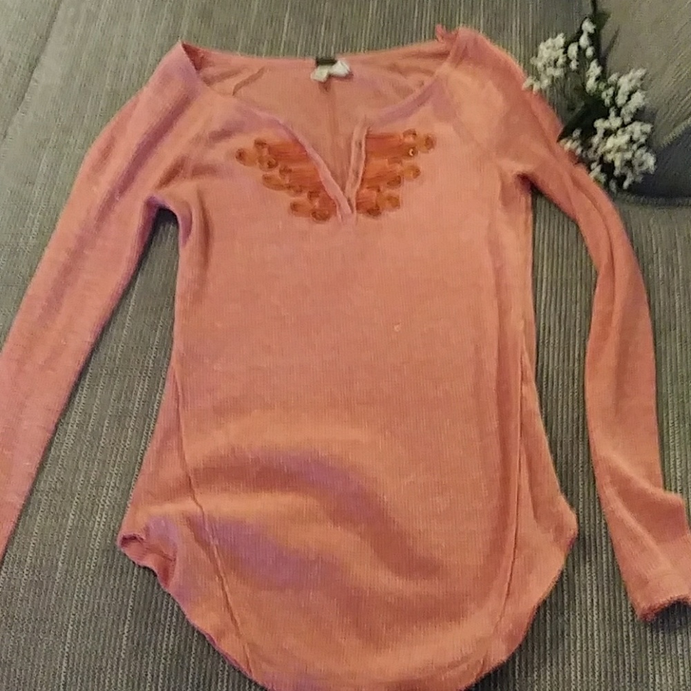 We the Free orangish pink top medium